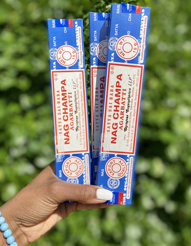 Incense (Agarbatti) help to calm and focus the mind during meditation. Incense smoke may also be used to cleanse crystals. Listing is for one box of Nag Champa Incense Sticks.  Edit alt text