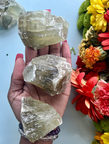 Green Calcite helps to center and balance the heart chakra. It is a stone of love. It helps to transform negative emotions and aids the user in calming intense emotions. Use it to release stress, anger, resentment, and other troublesome emotions.
